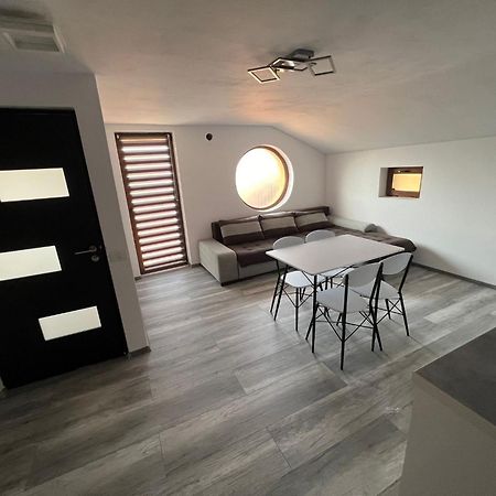 Apartament Casa Dragoeni Targu Jiu Bagian luar foto